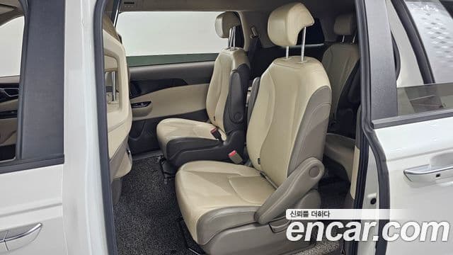 Kia Carnival 4세대 Prestige, 2021 12