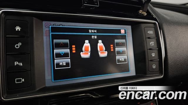 Jaguar XE Prestige, 2016 18