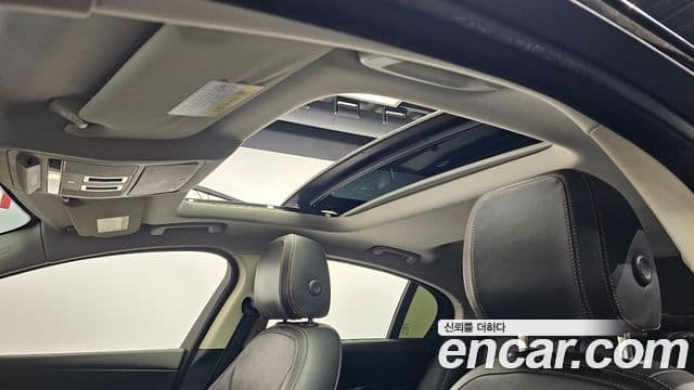 Jaguar XE Prestige, 2016 20