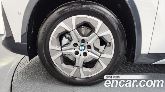 BMW X1 (U11) xDrive 20i xLine, 2025 все фото