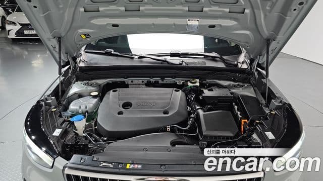 Volvo XC40 B4 Ultra Bright, 2025 6