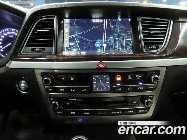 Hyundai Genesis DH G330 Premium AWD, 2016 10