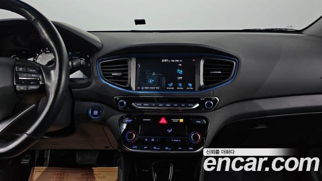 Hyundai Ioniq гибрид, 2019 18