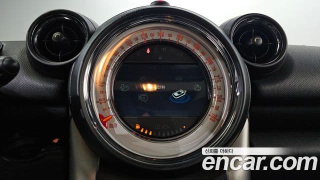 Mini Cooper D Countryman 1세대, 2014 16