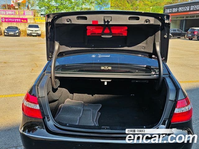 Mercedes-Benz E-класс W212 E300 Elegance, 2011 8