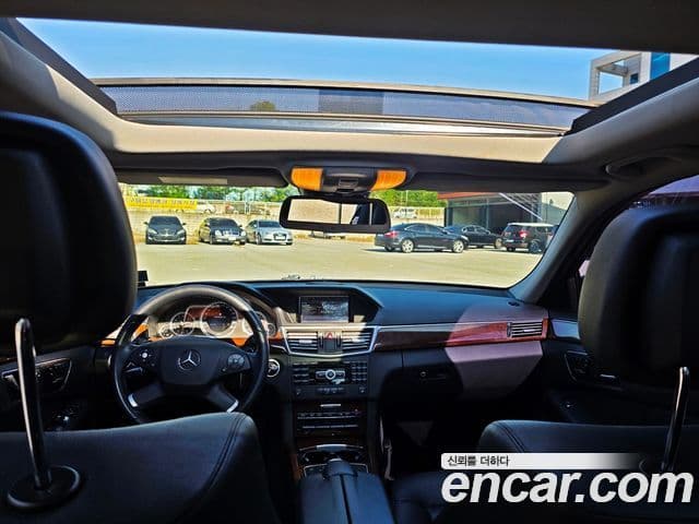 Mercedes-Benz E-класс W212 E300 Elegance, 2011 10
