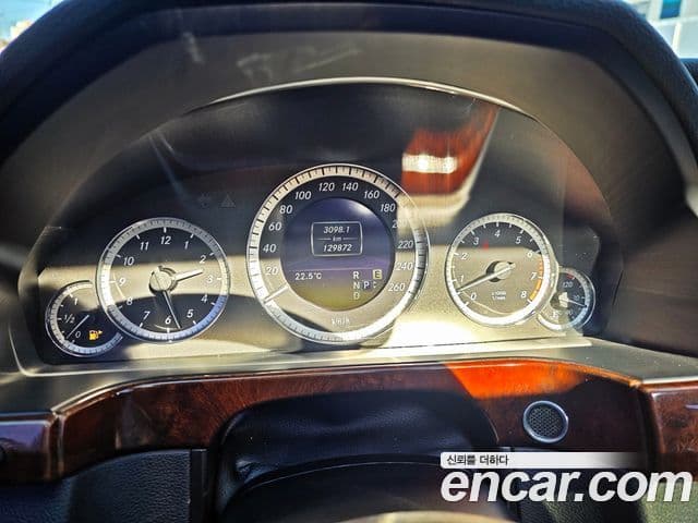 Mercedes-Benz E-класс W212 E300 Elegance, 2011 14