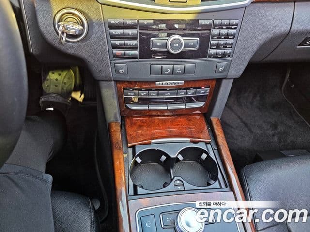 Mercedes-Benz E-класс W212 E300 Elegance, 2011 16