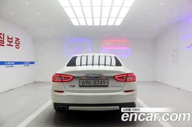 Maserati Quattroporte S Q4 3.0 V6, 2016 4