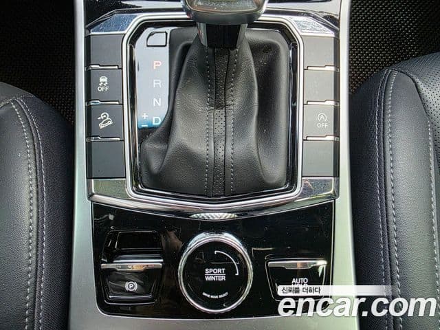 KG모빌리티(SsangYong) Beautiful Korando бензин 1.5 2WD C7, 2023 17