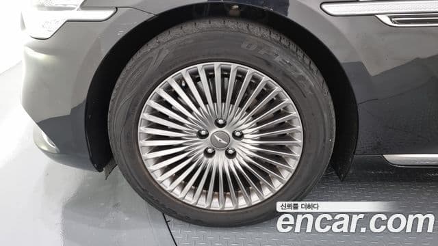 Genesis G90 Luxury, 2021 все фото