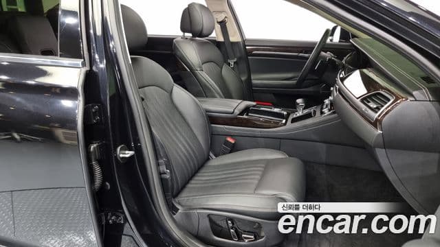 Genesis G90 Luxury, 2021 10