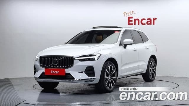 Volvo XC60 2세대 B6 Ultra Bright, 2025 1