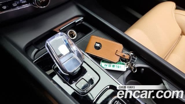 Volvo XC60 2세대 B6 Ultra Bright, 2025 9