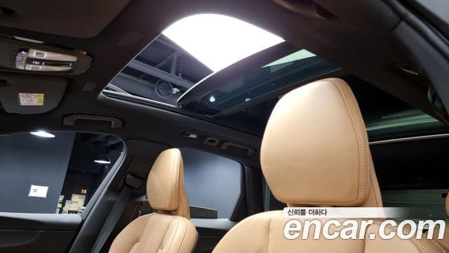 Volvo XC60 2세대 B6 Ultra Bright, 2025 17