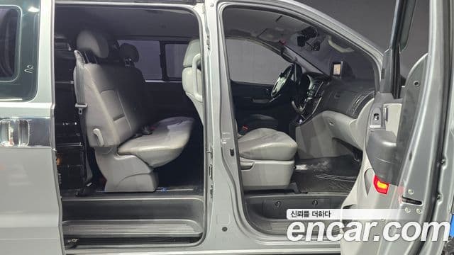 Hyundai The / новый New Grand Starex Modern, 2019 11