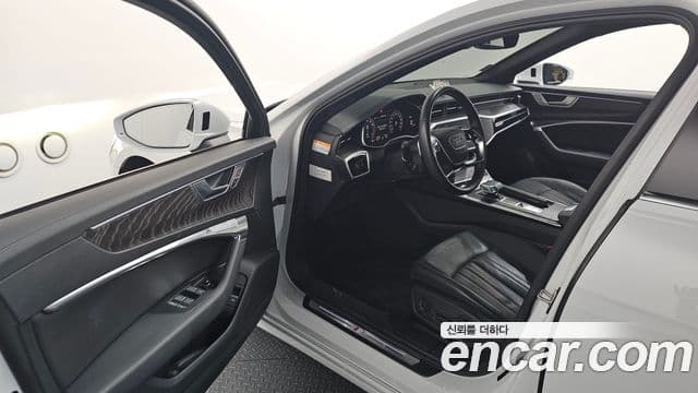 Audi A6 (C8) Premium, 2022 10