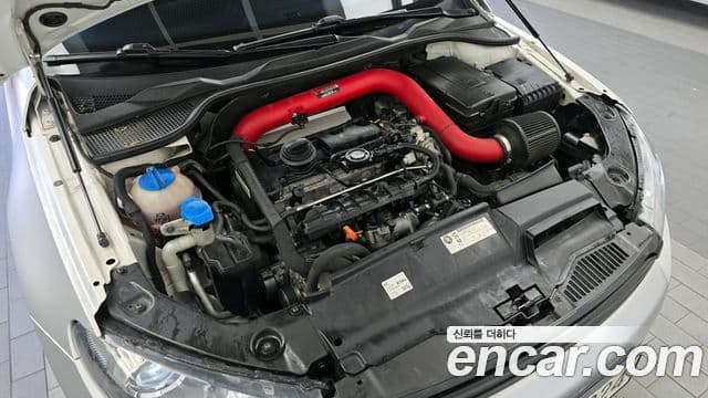 Volkswagen 시로코 2.0 TSI R, 2013 6