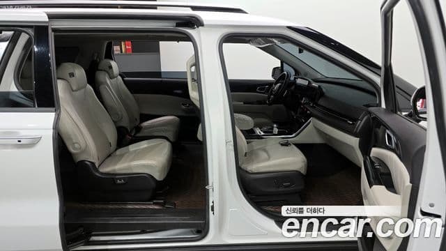 Kia Carnival 4세대 Signature, 2021 11