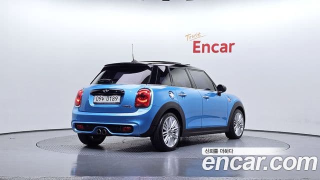 Mini Cooper S 3세대, 2017 2