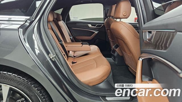 Audi A6 (C8) Premium, 2023 12