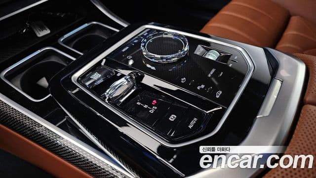 BMW 7시리즈 (G70) 750e xDrive M Sport, 2024 9