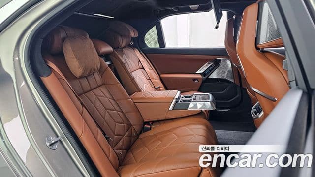 BMW 7시리즈 (G70) 750e xDrive M Sport, 2024 12