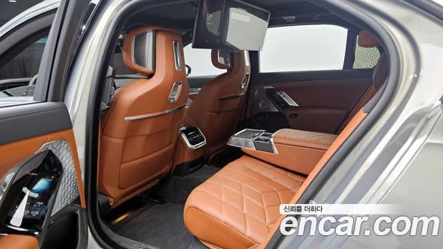 BMW 7시리즈 (G70) 750e xDrive M Sport, 2024 13