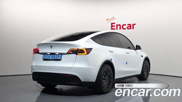 Tesla модель Y, 2023 2