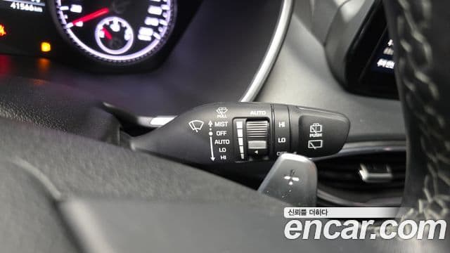 Hyundai The / новый New Santa Fe Exclusive, 2023 15