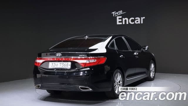 Hyundai Grandeur HG Executive, 2012 2