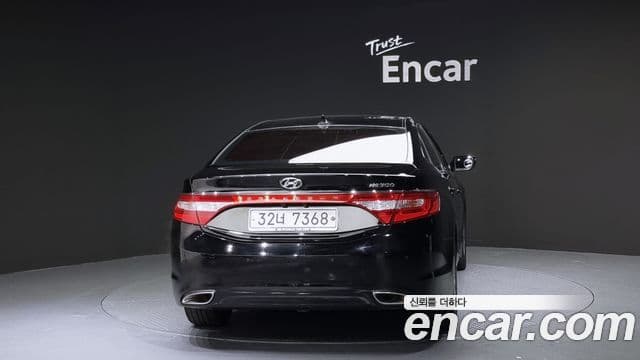 Hyundai Grandeur HG Executive, 2012 4