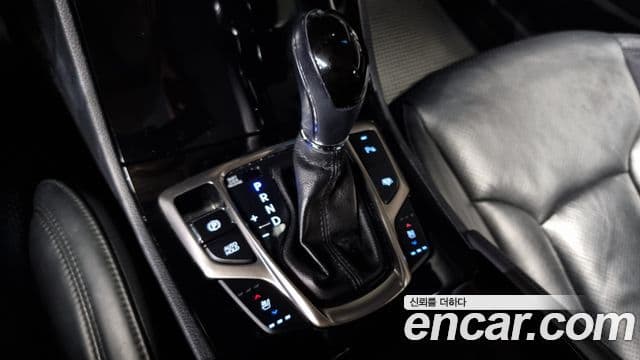 Hyundai Grandeur HG Executive, 2012 9