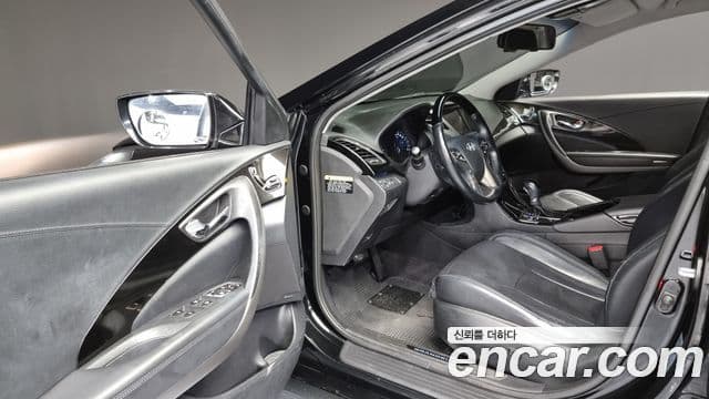 Hyundai Grandeur HG Executive, 2012 11