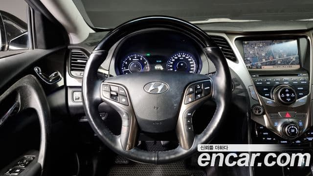 Hyundai Grandeur HG Executive, 2012 13