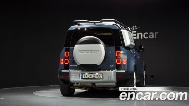 Land Rover Defender (L663) 110 D300 HSE, 2022 4