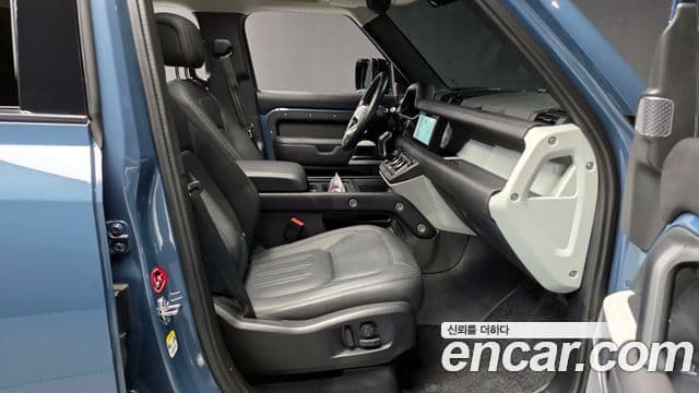 Land Rover Defender (L663) 110 D300 HSE, 2022 11