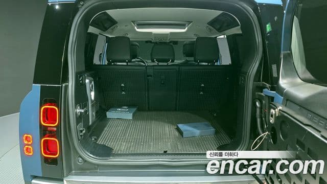 Land Rover Defender (L663) 110 D300 HSE, 2022 20