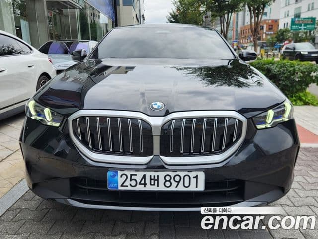 BMW 5시리즈 (G60), 2025 1
