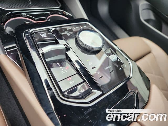 BMW 5시리즈 (G60), 2025 14