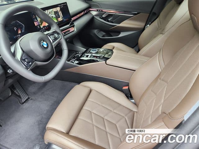 BMW 5시리즈 (G60), 2025 15