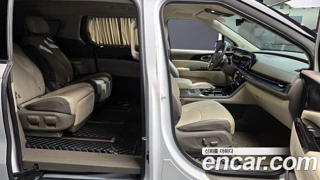 Kia Carnival 4세대 Signature, 2021 10
