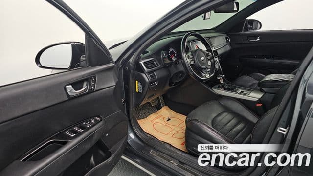 Kia K5 2세대 GT, 2018 10