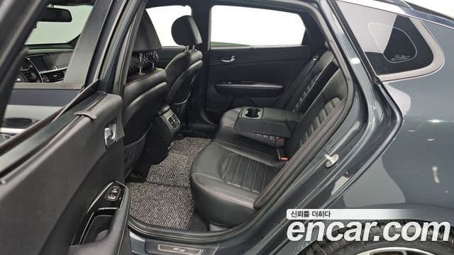 Kia K5 2세대 GT, 2018 11