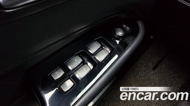 KG모빌리티(SsangYong) G4 Rexton Majesty Special, 2020 16