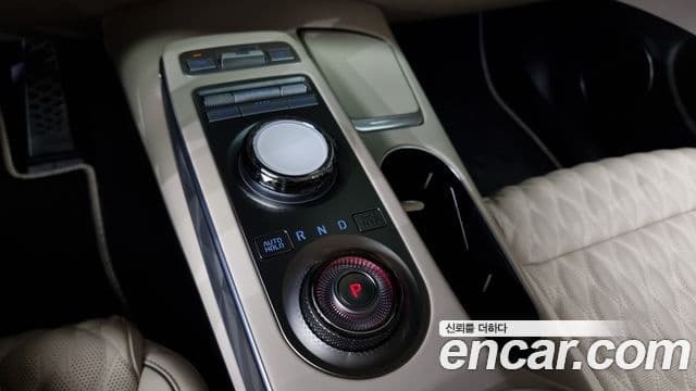 Genesis GV70, 2024 9