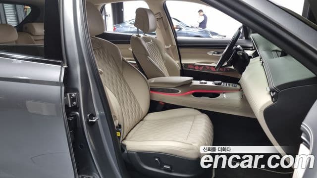 Genesis GV70, 2024 10