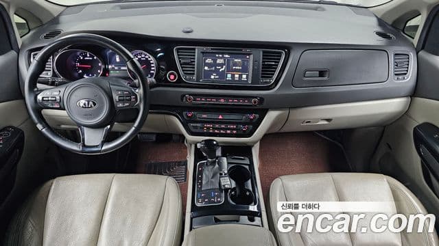 Kia All New Carnival Noblesse, 2015 7