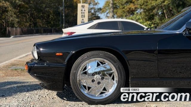 Jaguar XJR, 1991 все фото