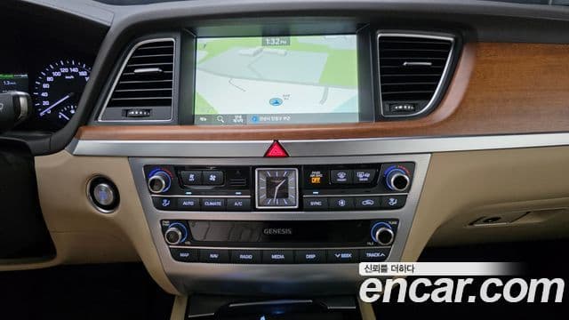 Genesis G80 Premium Luxury, 2020 18